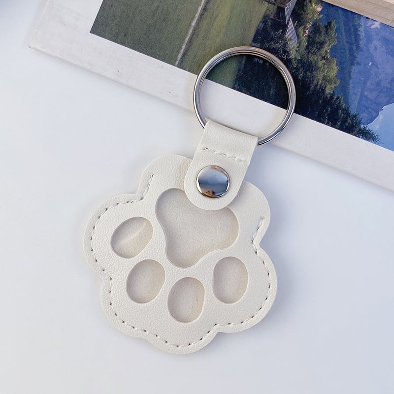 🔥LAST DAY 49% OFF - 🐾Pet Paw Shaped Leather Keychain